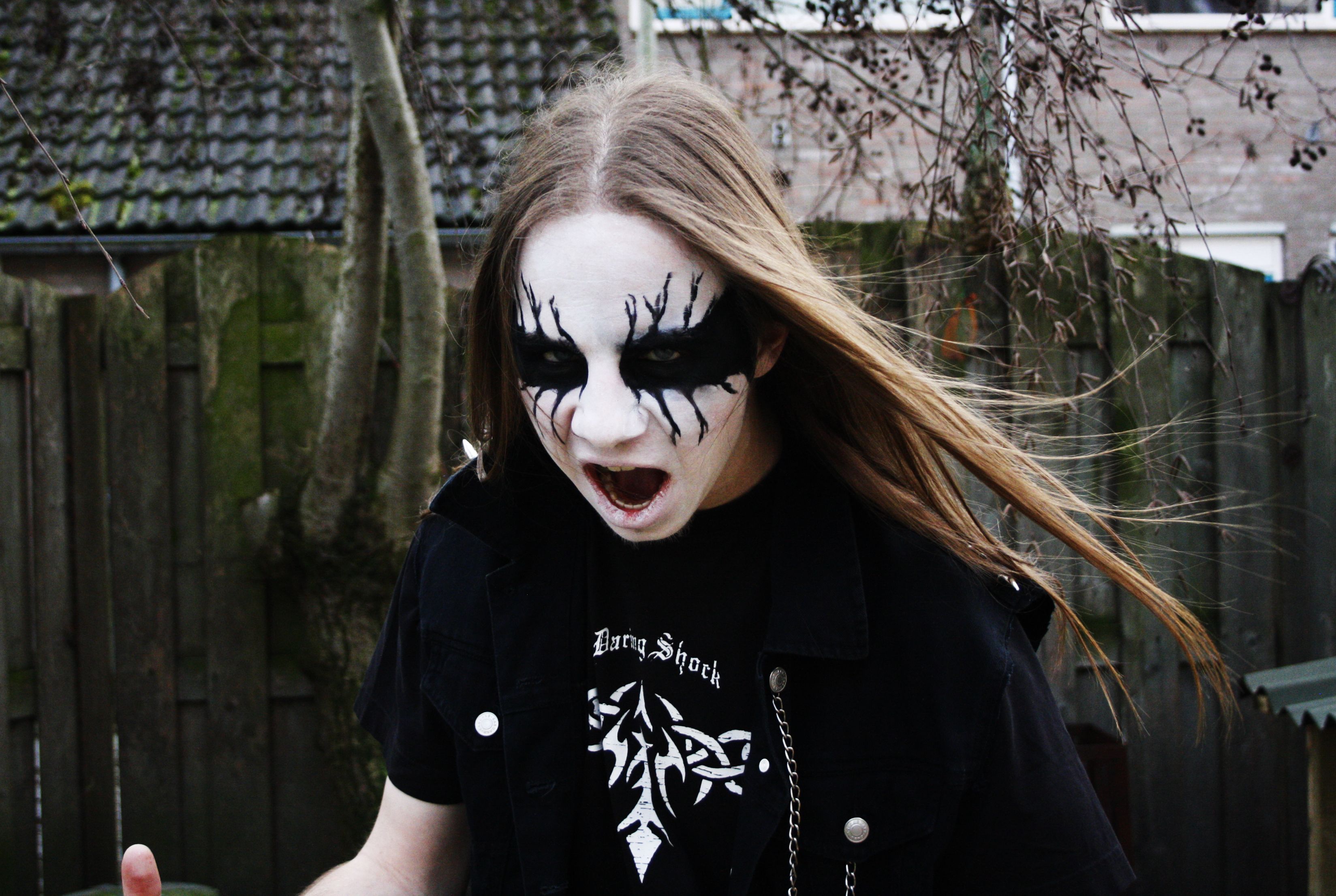 fd8fbc5d38aa85a6d6a8a2da32bcc477.jpg