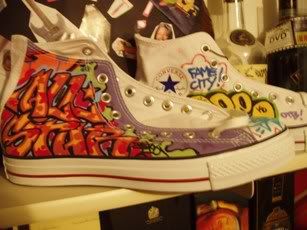 sneakers001small.jpg