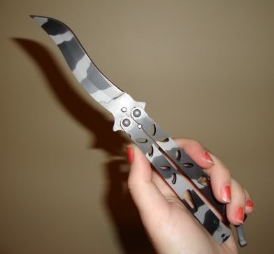 butterflyknife.jpg