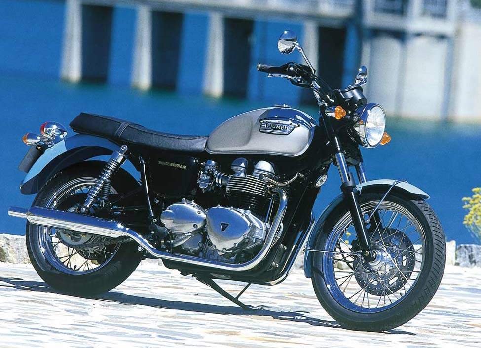 Triumph%20Bonneville%20800%2000.jpg