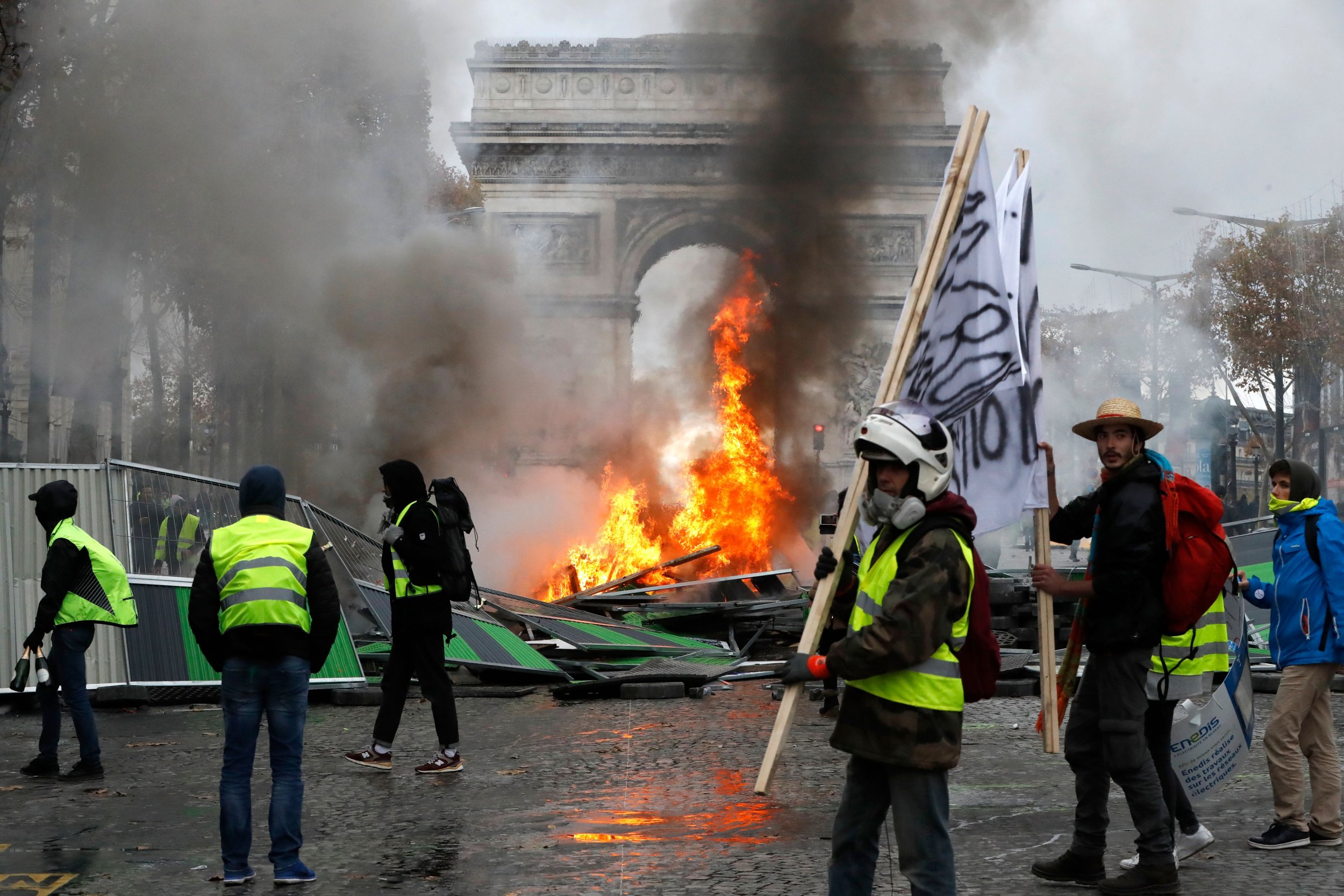 french-gas-tax-protest.jpg