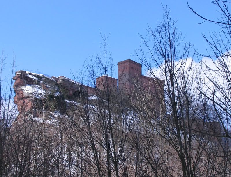 Castle17Trifels_by_AnaxImperator.jpg