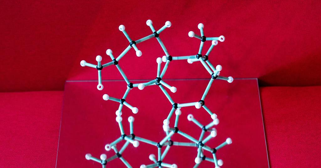 www.chemistryworld.com