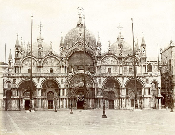 St-Marks-Basilica-81BFDE.jpg