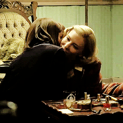tumblr_nzyqhvJR1Z1v2i51to3_250.gif
