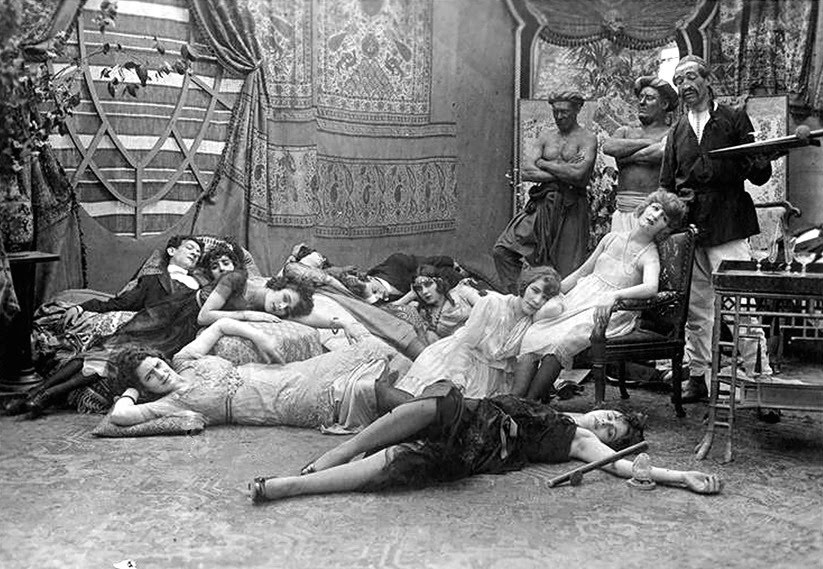 Opium_Film_Dandy_Pacha_France_1908_1918_.jpg