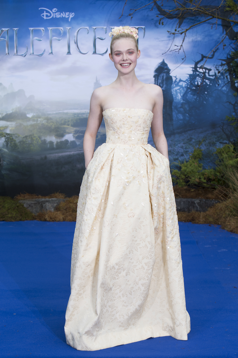 elle+fanning+in+Georges+Hobeika+for+maleficent.png