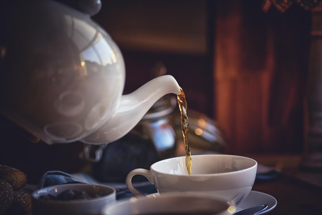 black-tea-being-poured-which-contains-l-theanine.jpg