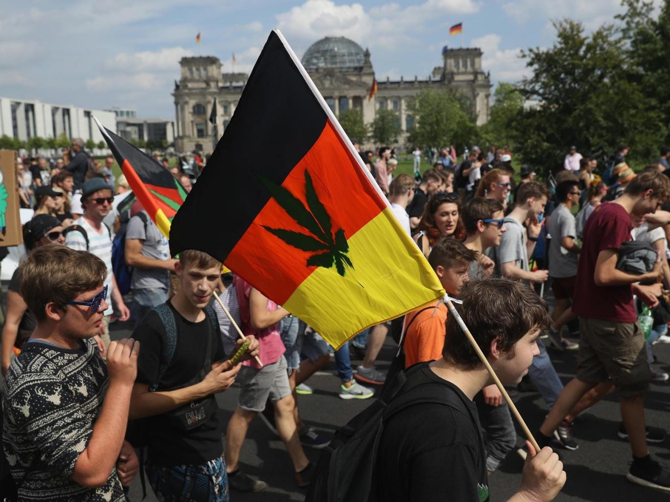 cannabis-march-hemp-berlin.jpg