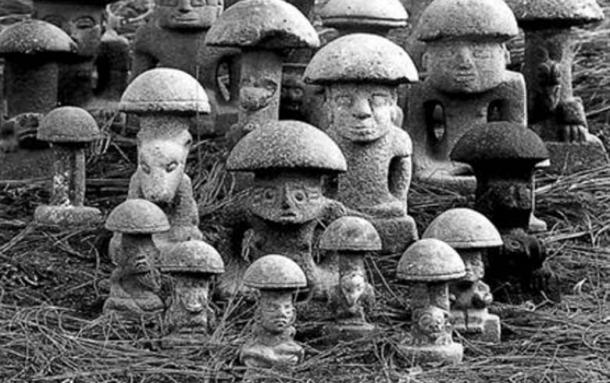 maya-mushroom-stones.jpg