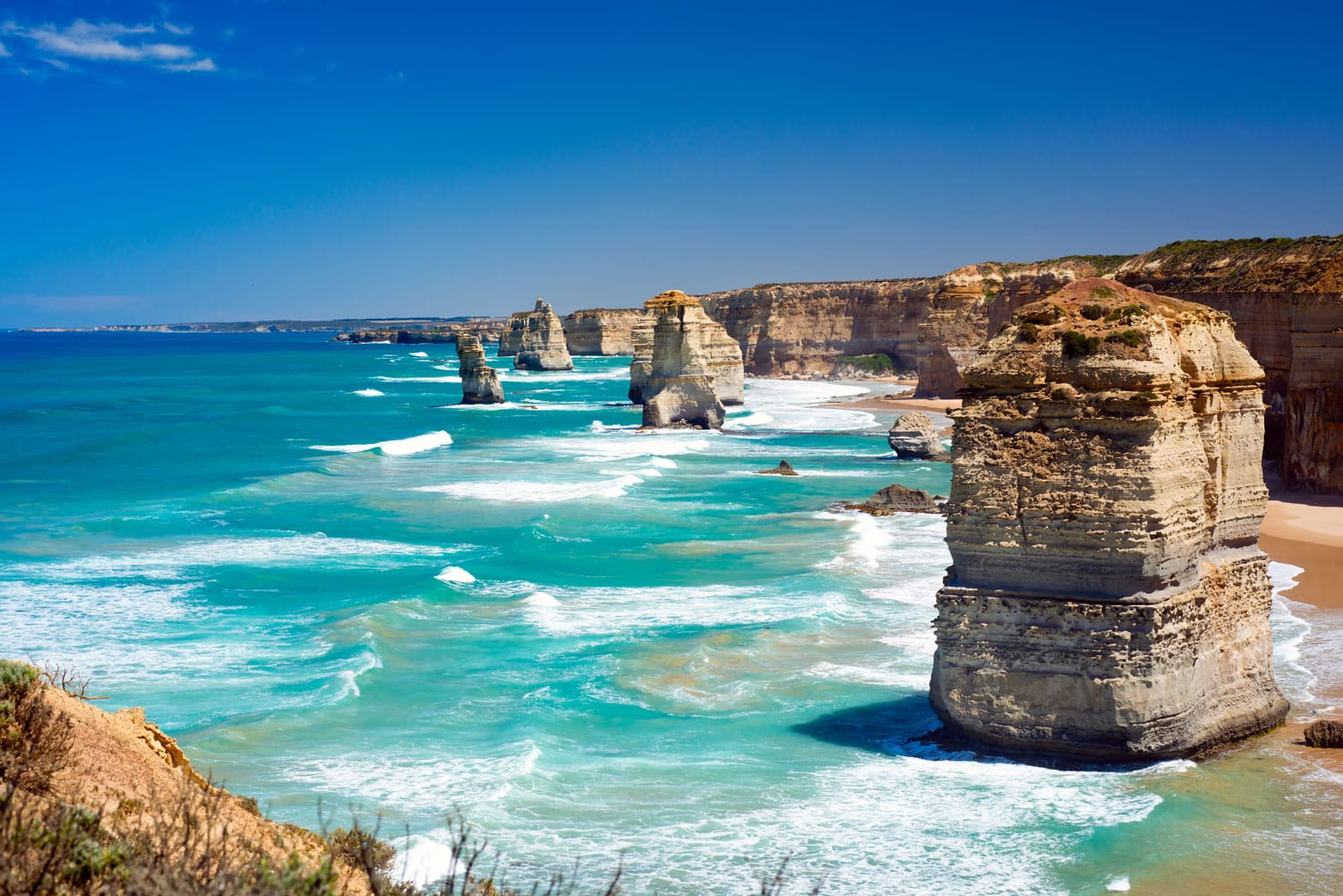 twelve-apostles-great-ocean-walk-australia-shutterstock_360225194.jpg